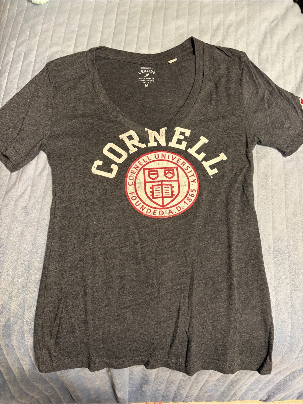 League Cornell V-Neck T-Shirt - Charcoal with Red Seal